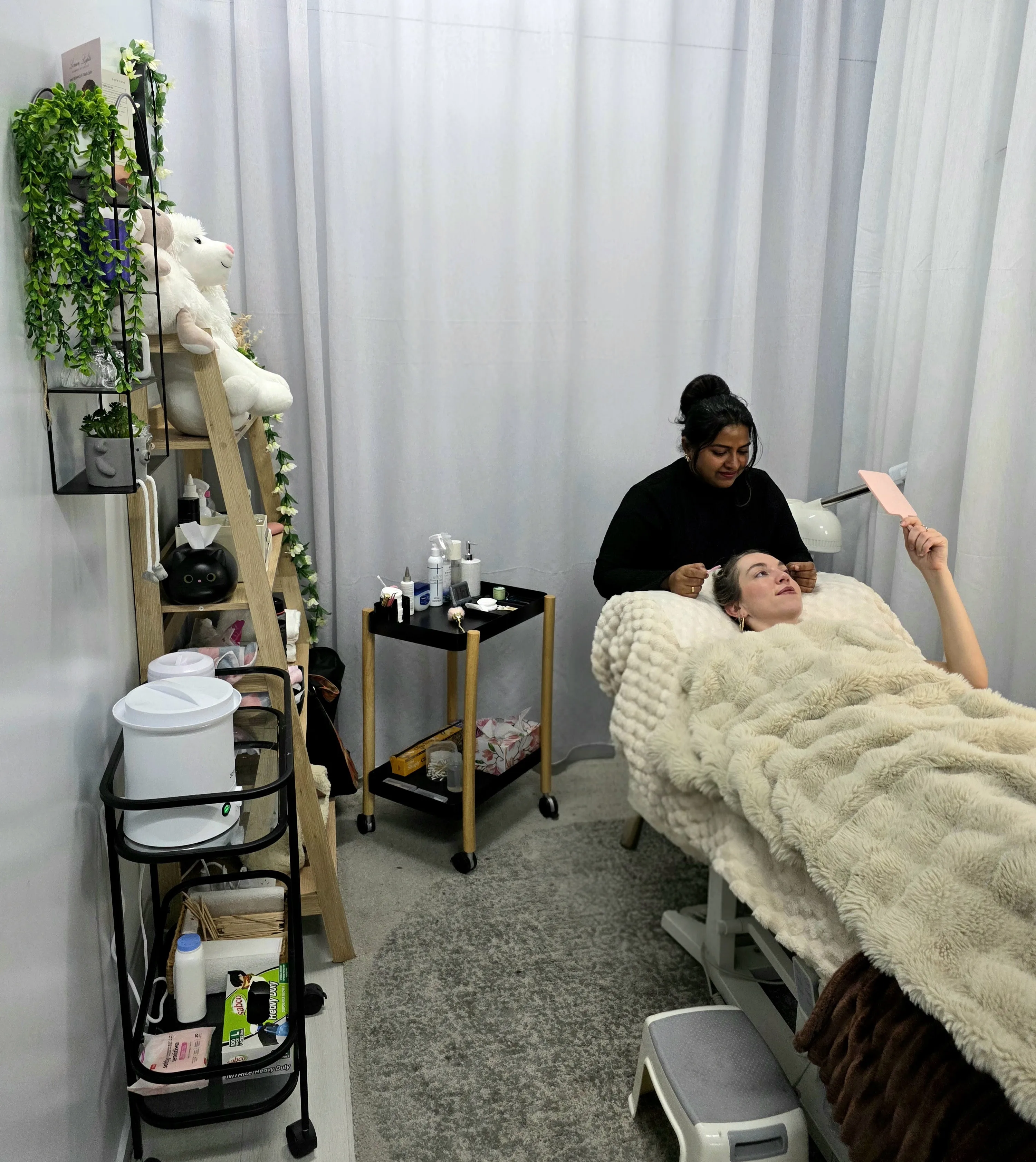Wide view of the treatment room at Shape's, Thornbury