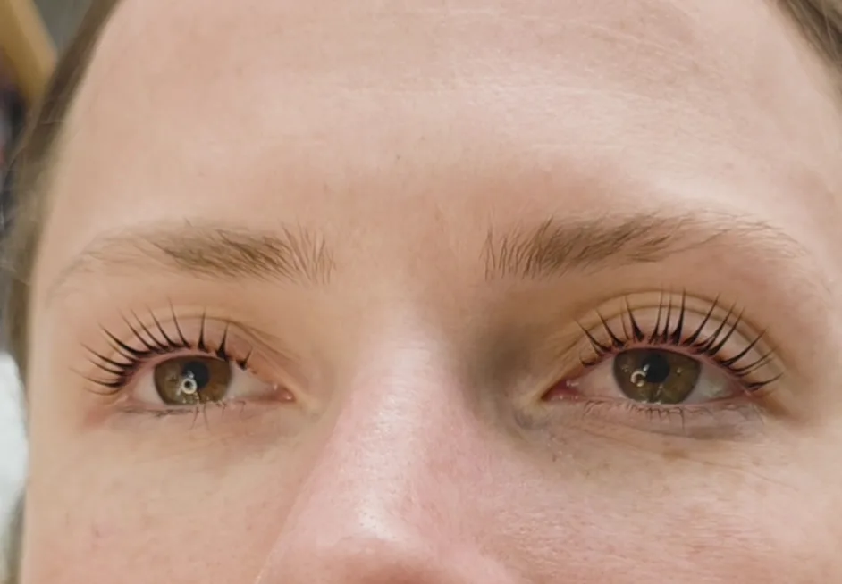 Lash lift and brow result detail