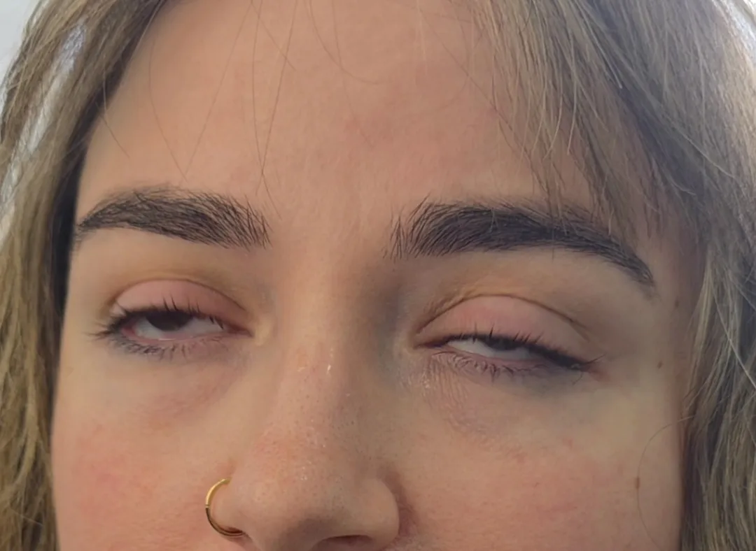 Lash lift and brow detail